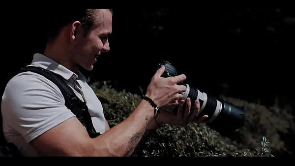 FREEZE PAPARAZZI with Veronica Leal