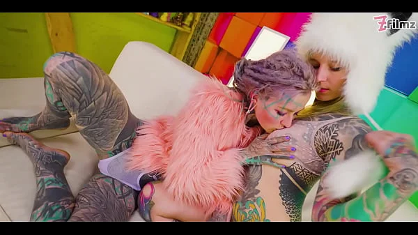 HARDCORE 4some - alternative girls get ANAL fucked, DP ad covered in cum by 2 guys!