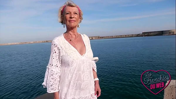 Eva, cougar de 70ans qui adore se faire baiser