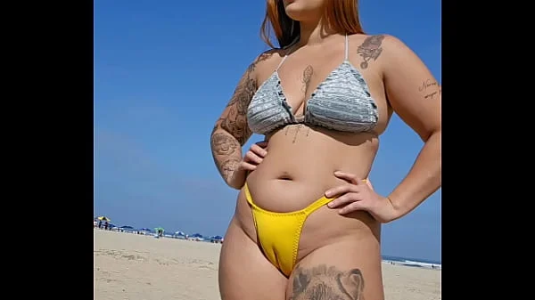 Ele pediu um Boquete na Praia