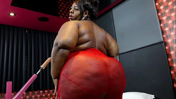 Gigantic Black BBW Thammy Leviemont Runs a Fucking Machine in Her Fat Pussy JM1223
