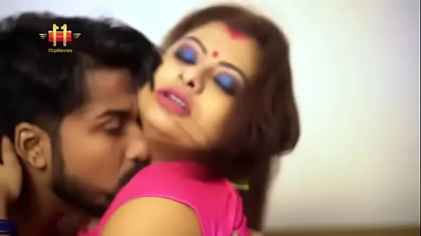 INDIAN hot romantic sex video on internet