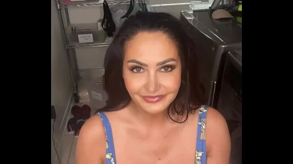 Extraordinaria Ava Addams
