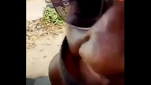Vieja con culo enormeee !!