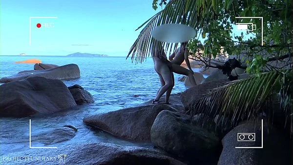 voyeur spy nude couple having sex on public beach - projectfiundiary