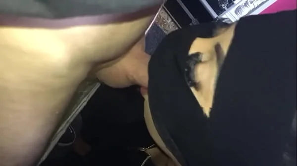 Arab girl sucking Dick in withe Boys hous in UK in the morning the going in the same collage class
