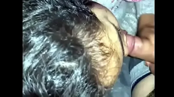 I SWALLOW ALL THE ACCUMULATED MILK OF MY HUSBAND - I SHOW THE TONGUE WITH SEMEN