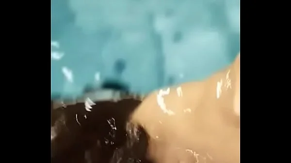 RANDOM CHICK SUCKS MY DICK IN PUBLIC HOTEL POOL