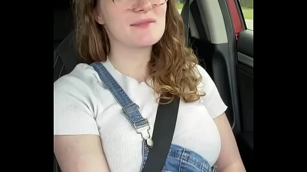 Nerdy Country Girl Rubs Herself in her Car