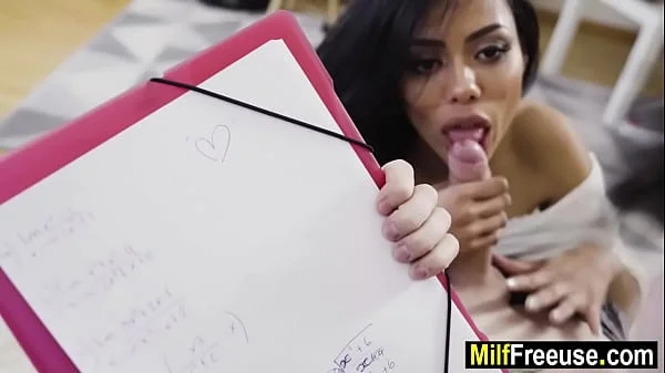 Stepson freeuses milf stepmom & stepdad doesn't care