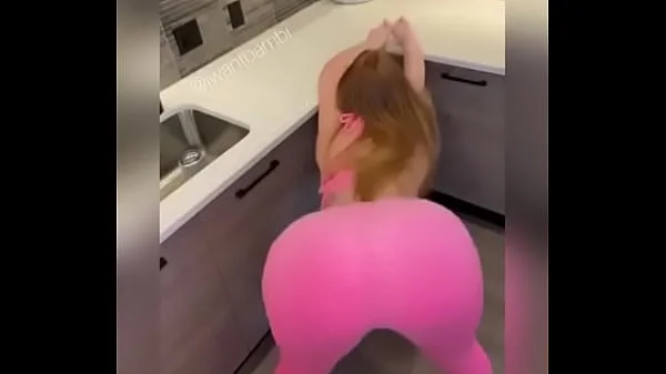 Fat ass shake and twerk comp gooner