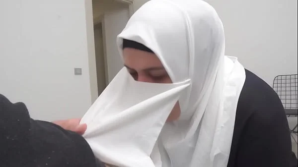 She is SHOCKED !!! Dickflash to a Muslim Hijab woman in the hospital waiting room.